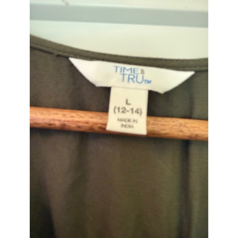 Time and Tru Womens Olive Green Smocked Waist Midi Dress L 12-14 NWT - Picture 2 of 8